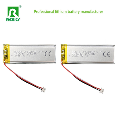 Επαναφορτιζόμενη μπαταρία λιθίου Lipo 502067 3.7V 700mAh Lithium Cell για φορητές συσκευές ομορφιάς